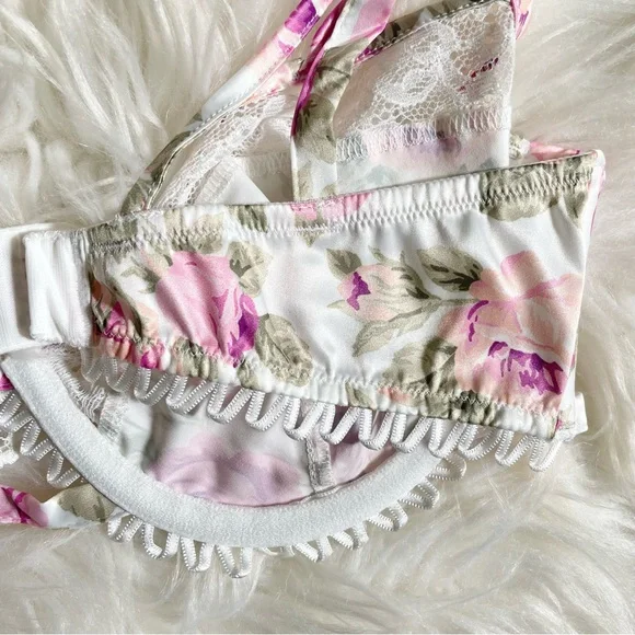 Victoria’s Secret For Love & Lemons Bra Mary Rose Underwire Small White Floral